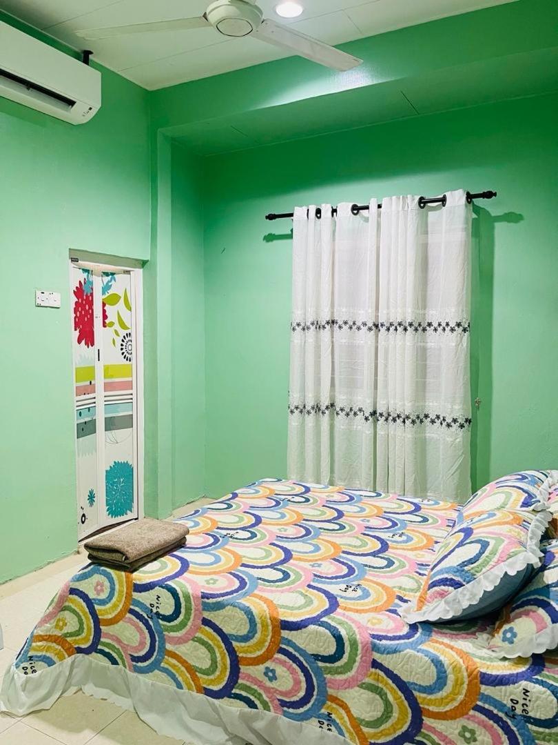 Mak Kuntum Homestay Sungai Petani Exteriör bild